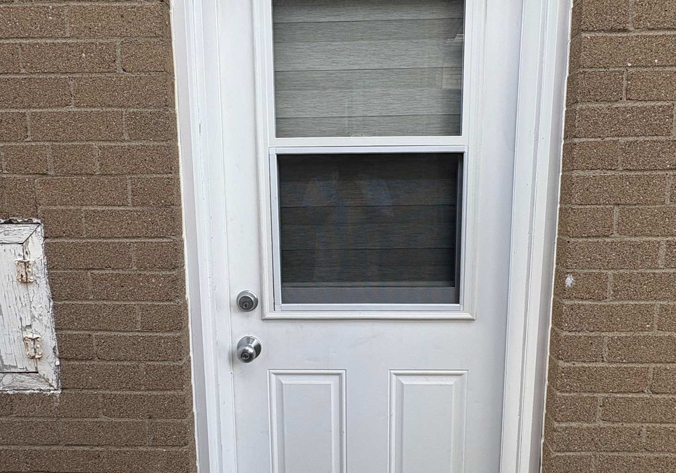 124-avondale-boulevard-basement-brampton-ontario-w12698204