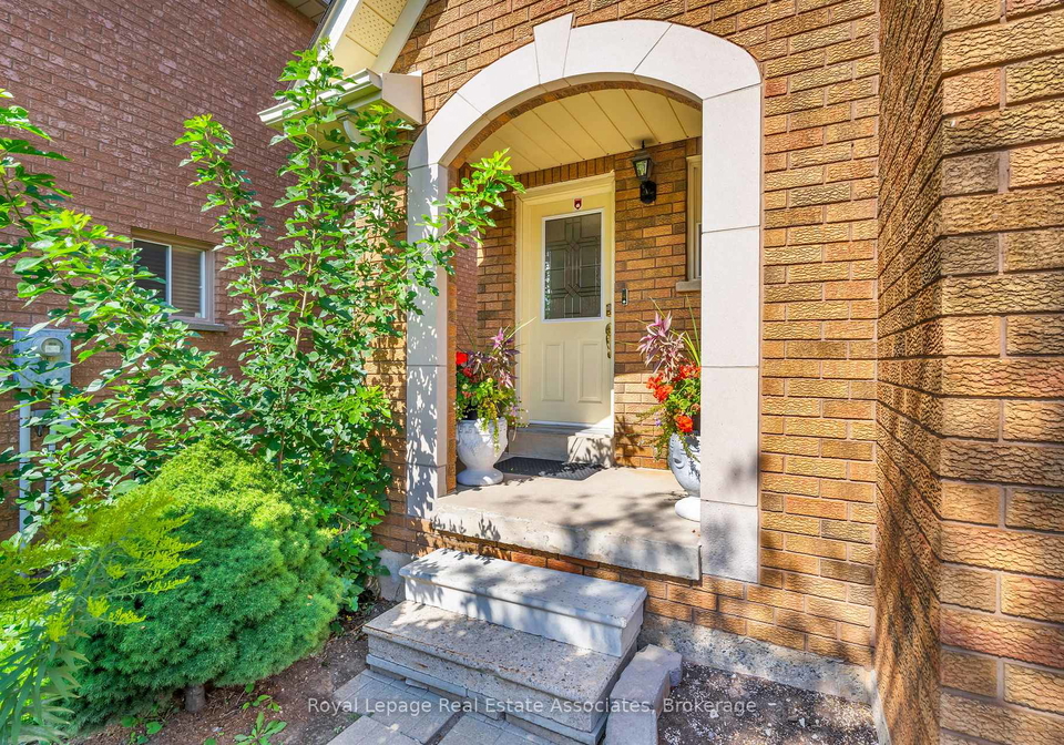 2543-scarth-court-mississauga-ontario-w12698312