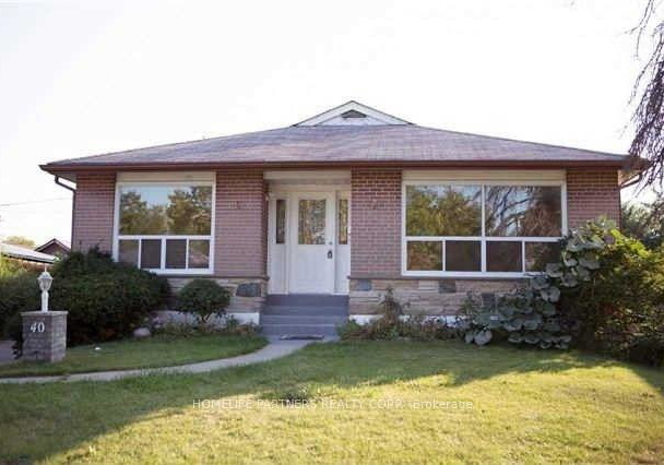 40-strathavon-drive-etobicoke-ontario-w12698556