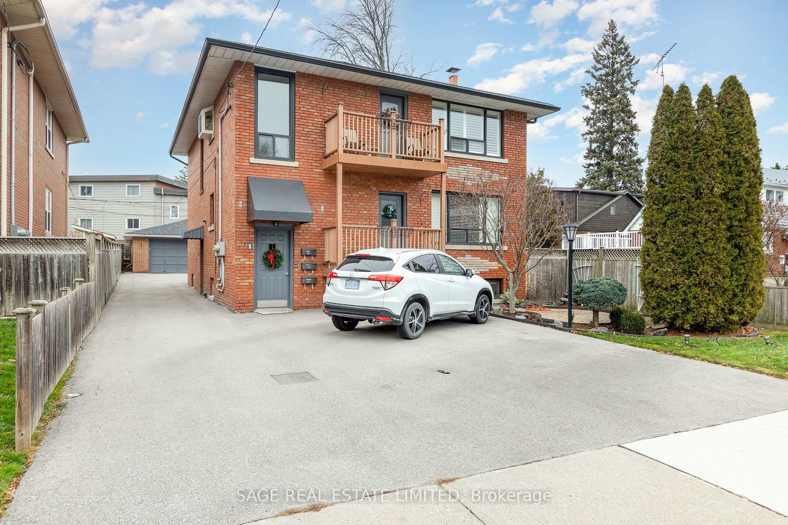 1-forty-first-street-etobicoke-ontario-w12699186