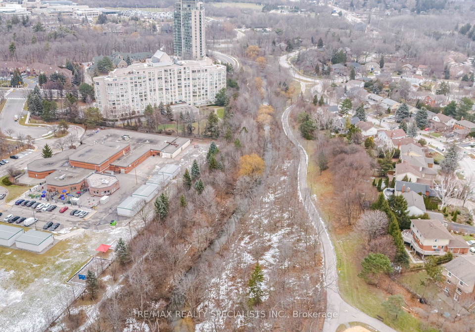 1905-broad-hollow-gate-mississauga-ontario-w12699352