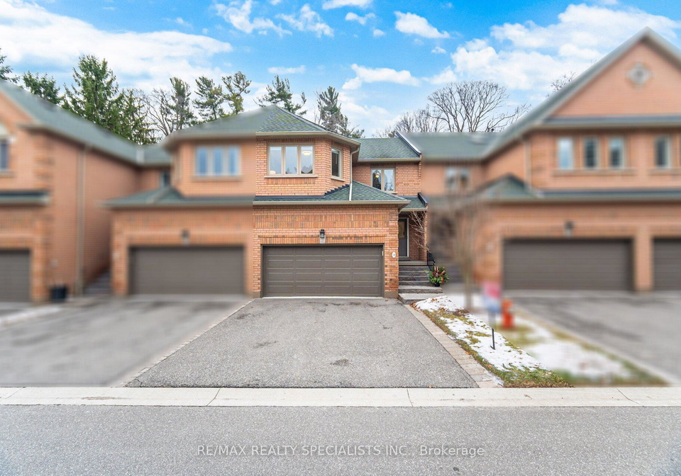 1905-broad-hollow-gate-mississauga-ontario-w12699352