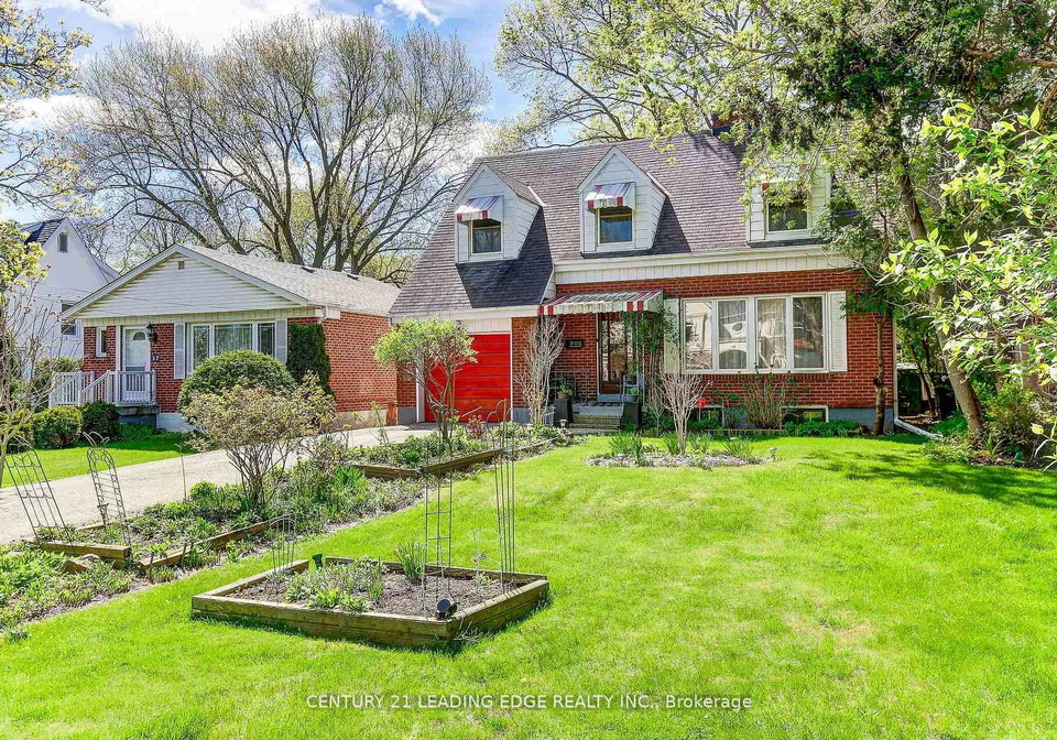 19-royaleigh-avenue-etobicoke-ontario-w12699480
