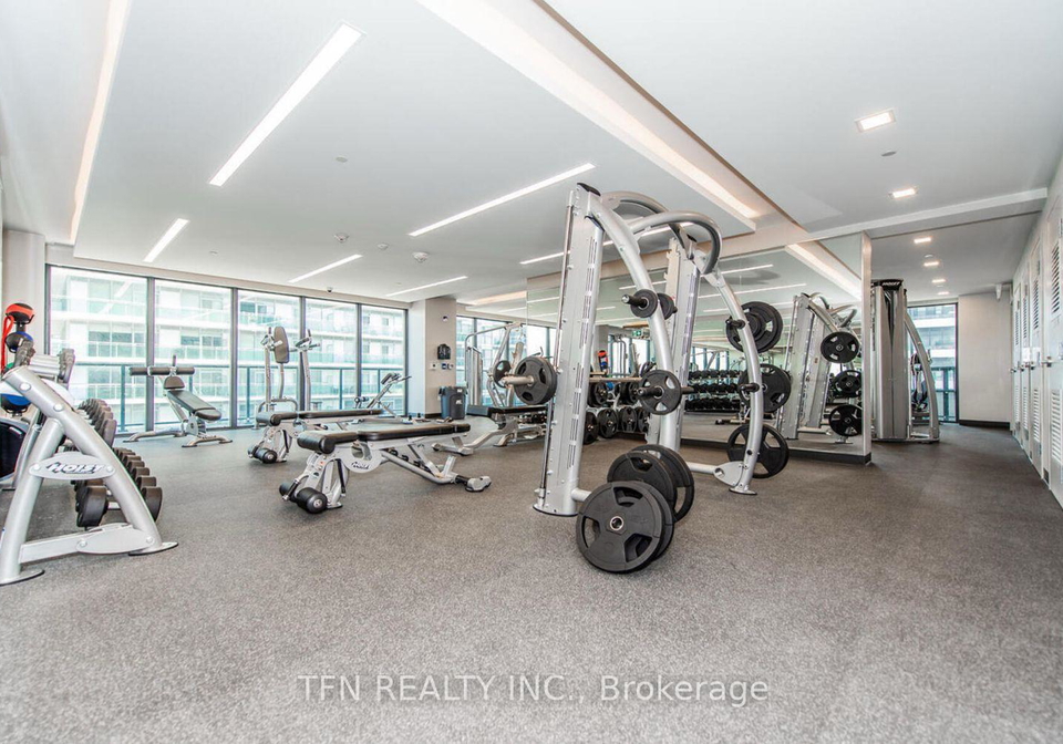30-shore-breeze-drive-etobicoke-ontario-w12699718