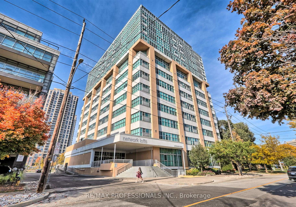2-fieldway-road-etobicoke-ontario-w12699730