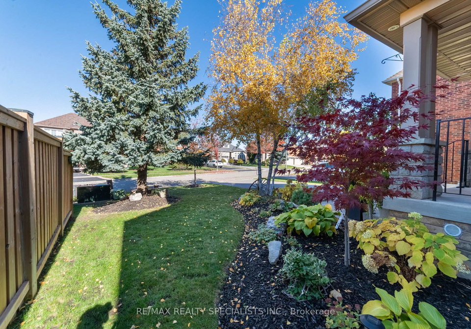 18-pinebrook-circle-caledon-ontario-w12700118