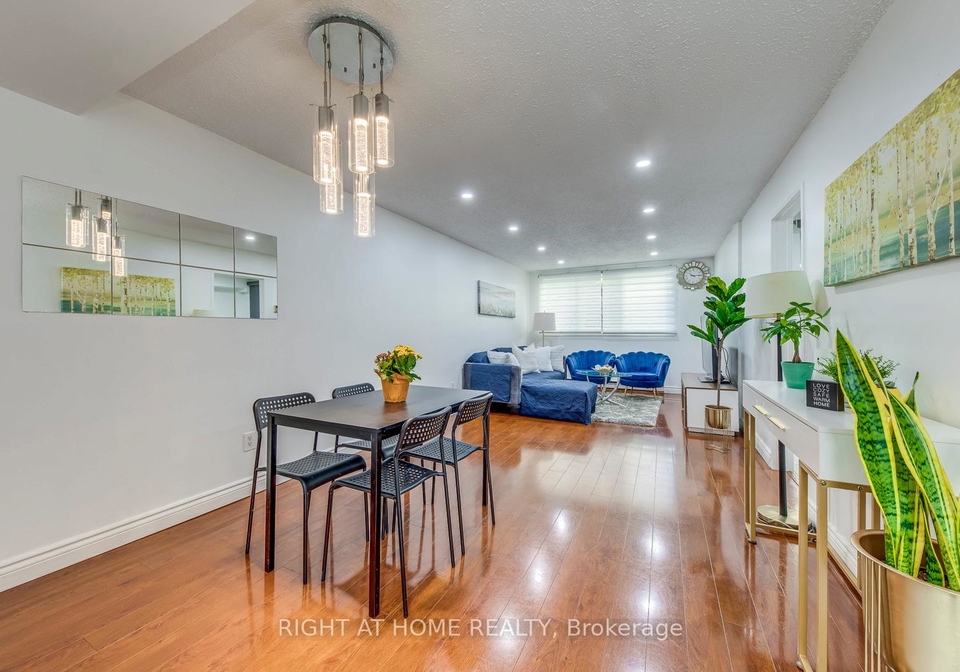 2170-bromsgrove-road-mississauga-ontario-w12700120