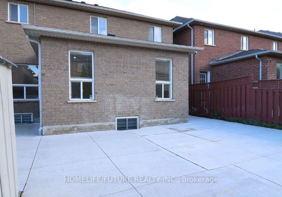 162-cadillac-crescent-brampton-ontario-w12700374