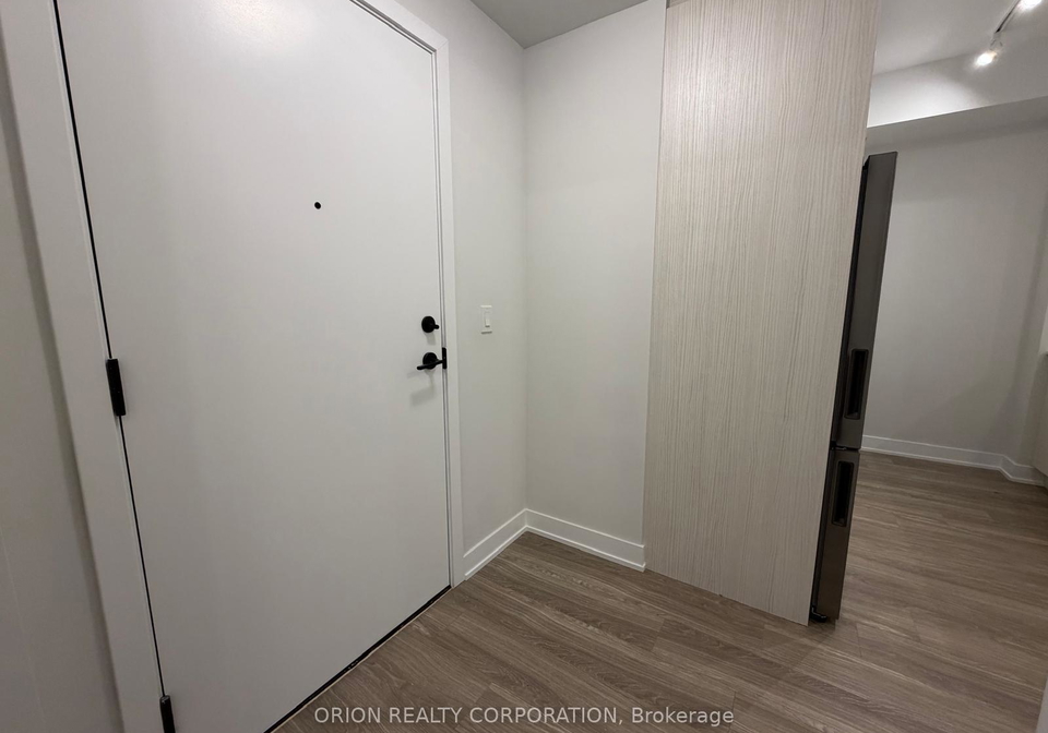 430-square-one-drive-mississauga-ontario-w12700930
