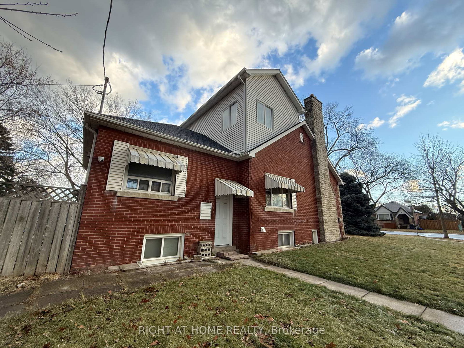 44-ash-crescent-etobicoke-ontario-w12701032