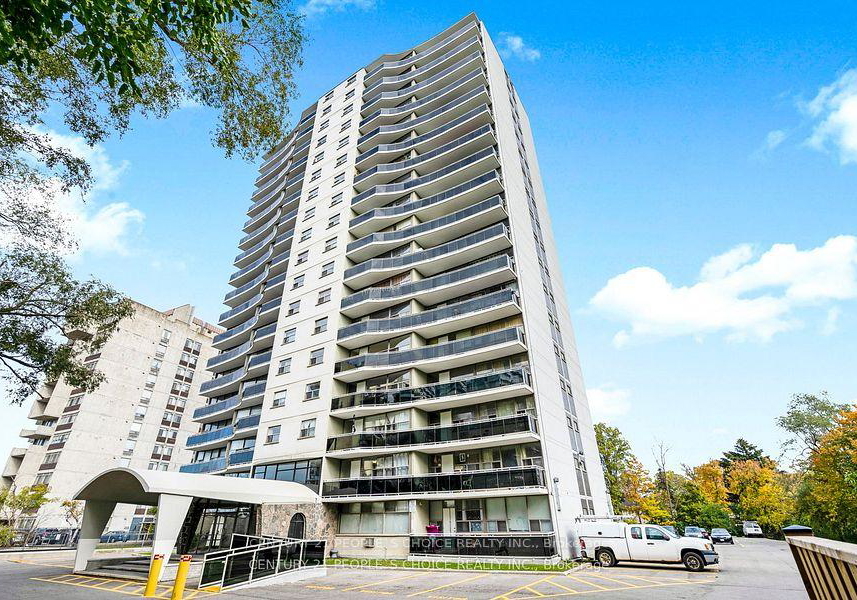 30-speers-road-oakville-ontario-w12701344
