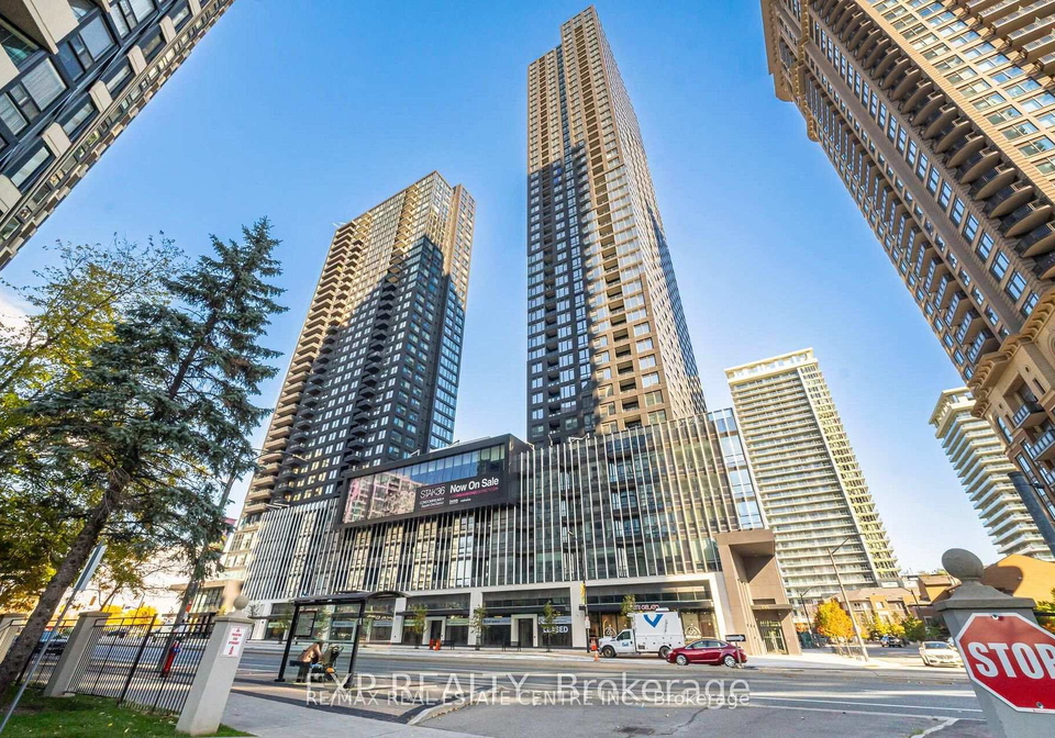 395-square-one-drive-mississauga-ontario-w12701428