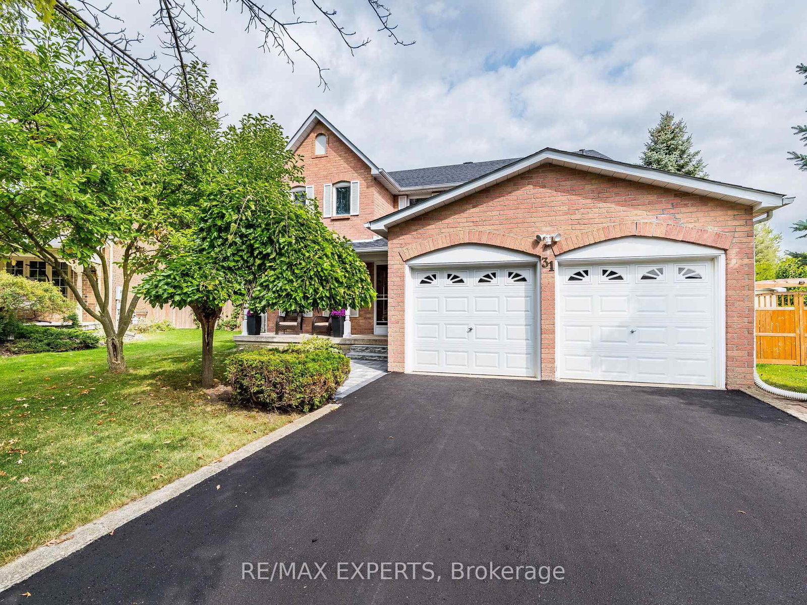 31-mccabe-crescent-caledon-ontario-w12701440