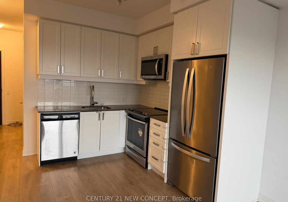 8-nahani-way-mississauga-ontario-w12701488