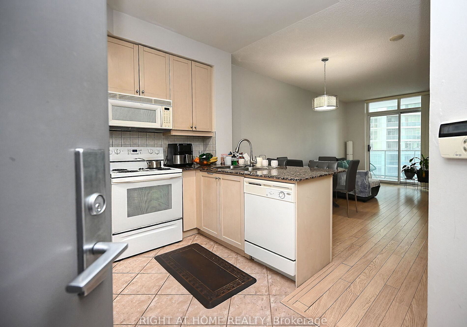 90-absolute-avenue-mississauga-ontario-w12701662