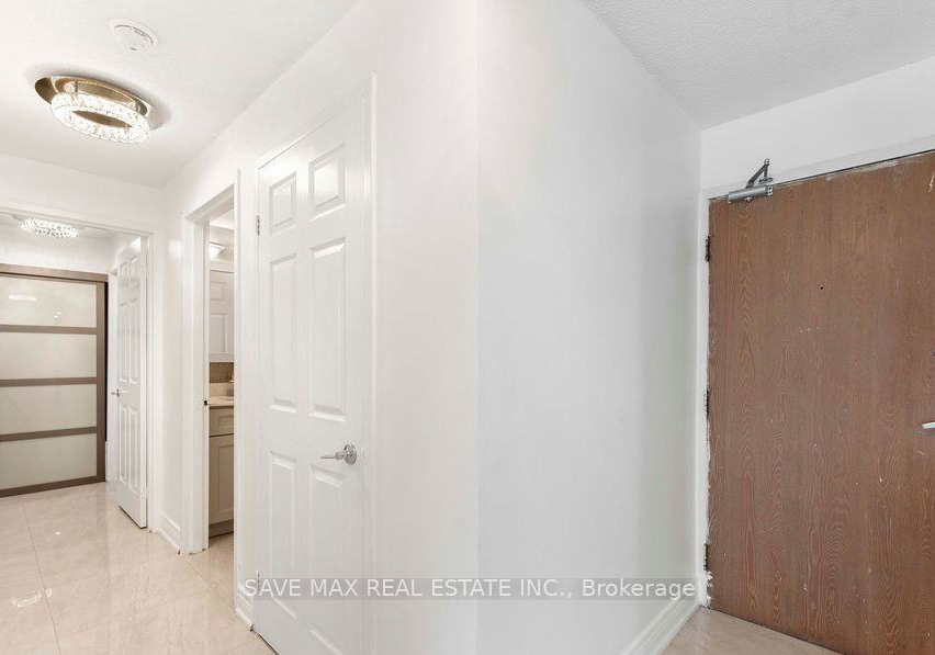 25-agnes-street-mississauga-ontario-w12701788