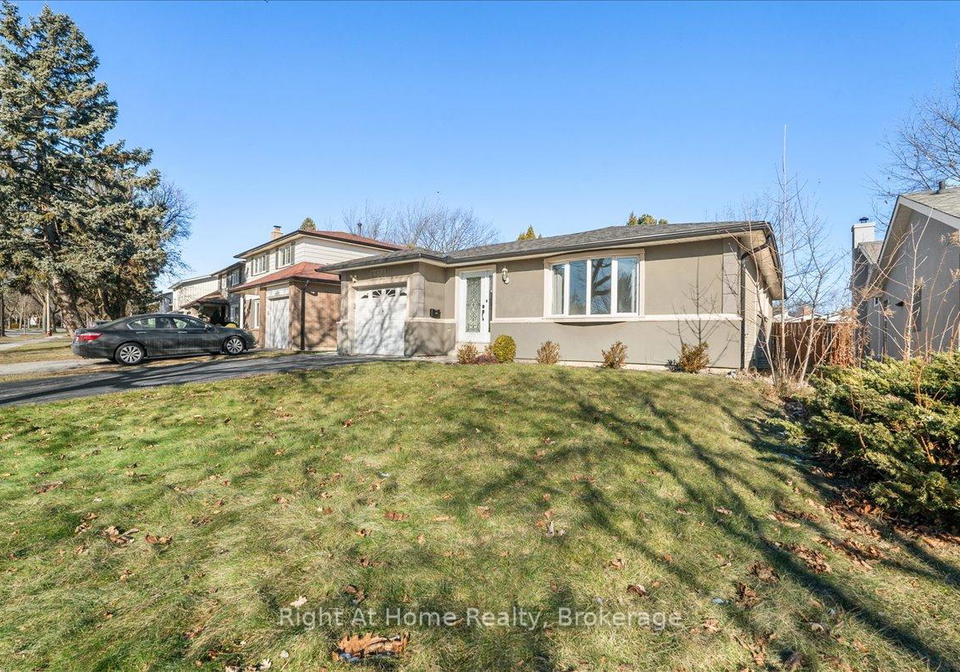 2584-kinnerton-crescent-mississauga-ontario-w12701882