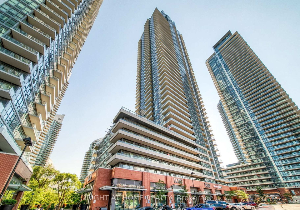 2220-lakeshore-boulevard-w-etobicoke-ontario-w12701960