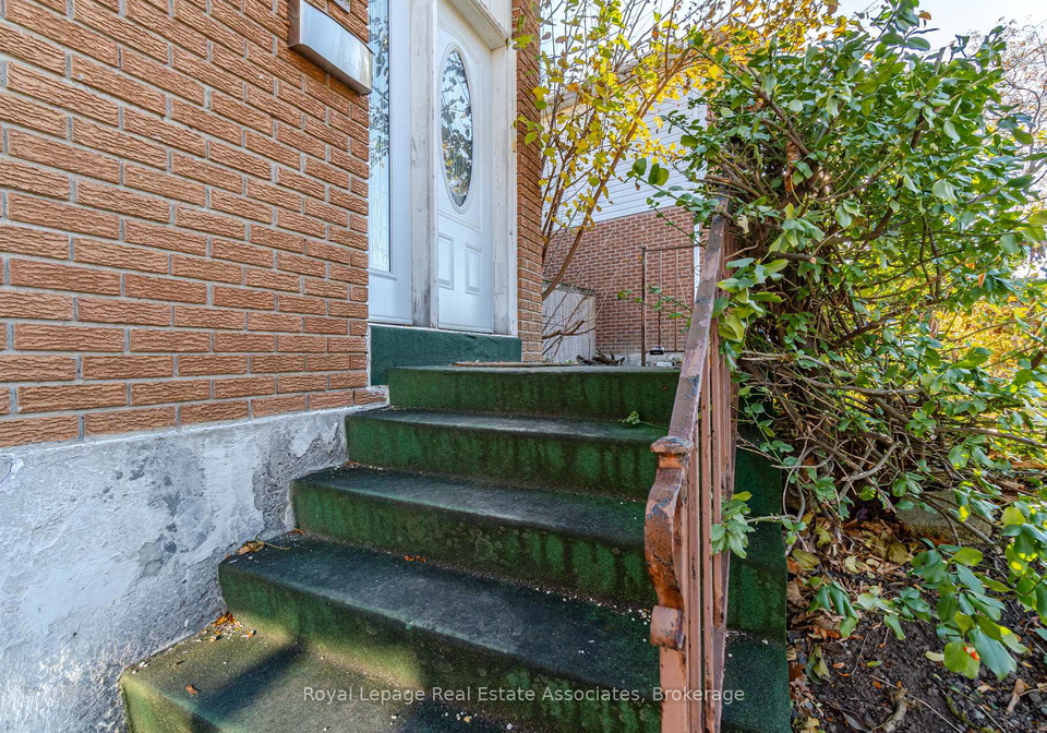 3301-tallmast-crescent-mississauga-ontario-w12702494