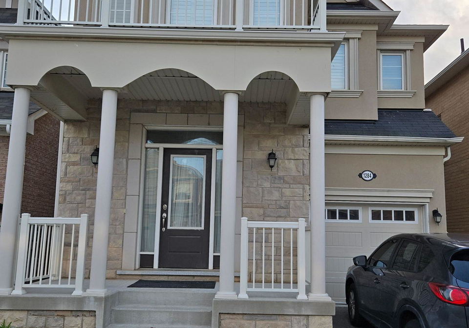 1284-leger-way-milton-ontario-w12702674