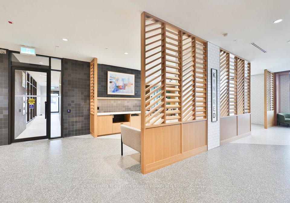 2495-eglinton-avenue-w-mississauga-ontario-w12702688
