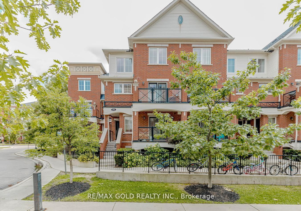 2468-post-road-oakville-ontario-w12702704