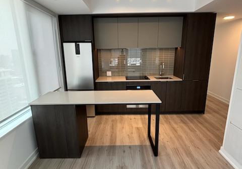 395-square-one-drive-mississauga-ontario-w12702862