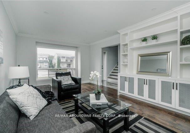 1534-forestdale-court-oakville-ontario-w12702932