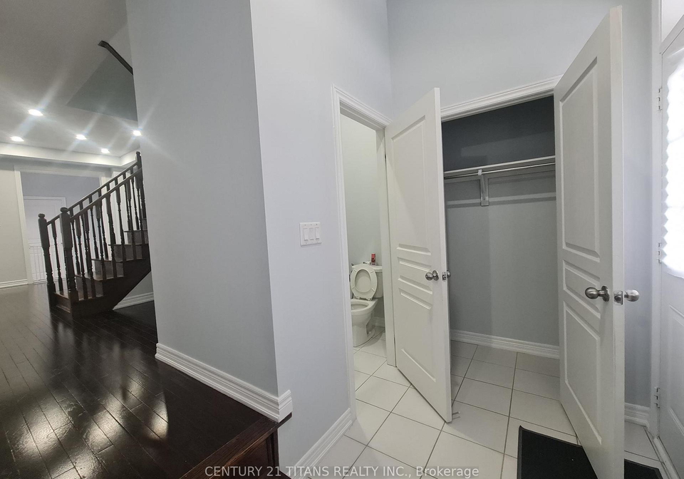 18-primo-road-brampton-ontario-w12703214