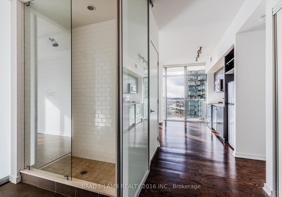 103-the-queensway-toronto-ontario-w12703216