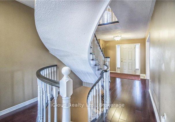 2667-wynten-way-oakville-ontario-w12703256