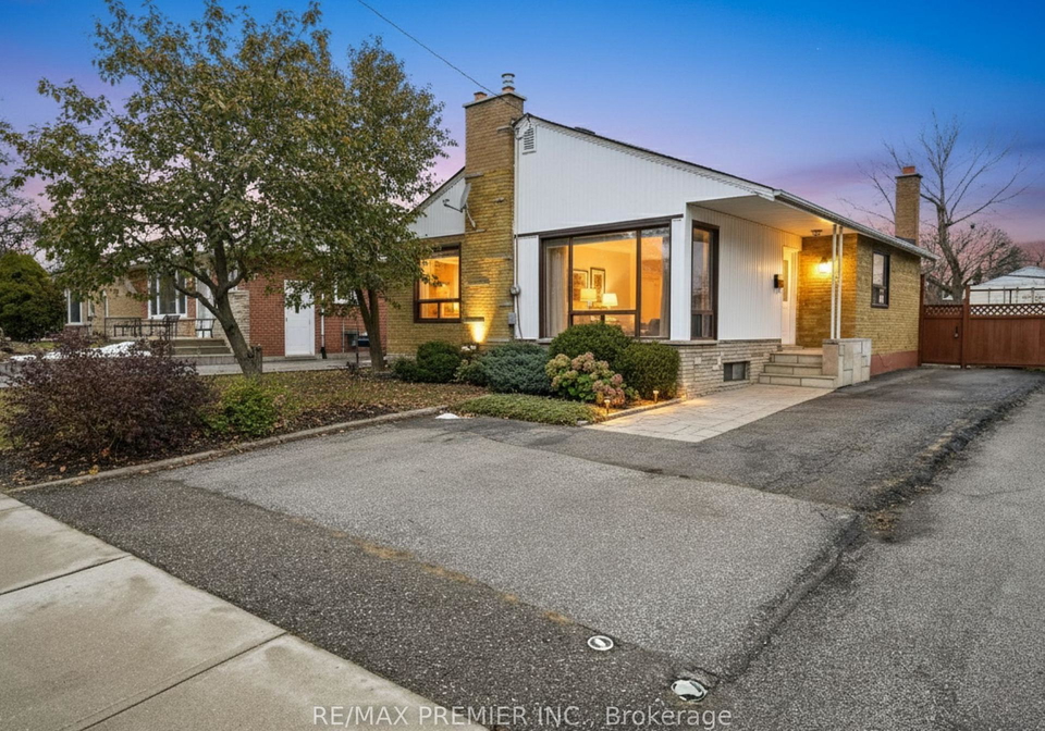 30-moncrieff-drive-etobicoke-ontario-w12703638