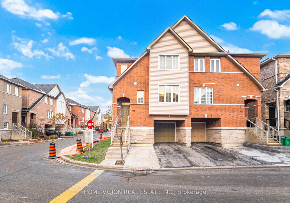 7magistrate-terrace-mississauga-ontario-w12703764