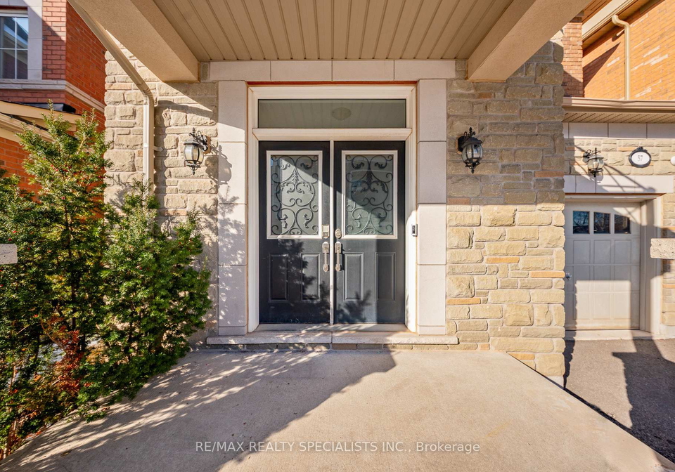 57-kaitting-trail-oakville-ontario-w12703846