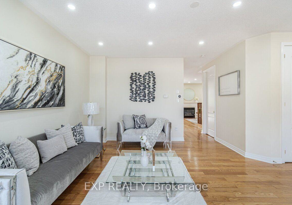 5-appleaire-crescent-brampton-ontario-w12704968