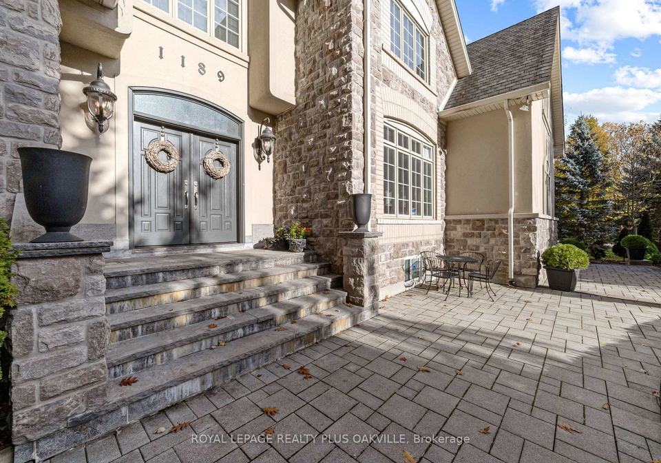 1189-glen-road-mississauga-ontario-w12705008