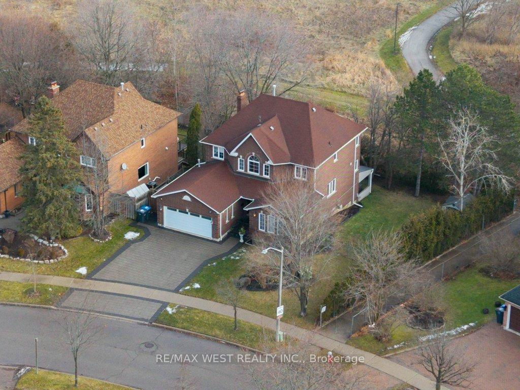 1806-sevenoaks-drive-mississauga-ontario-w12705060