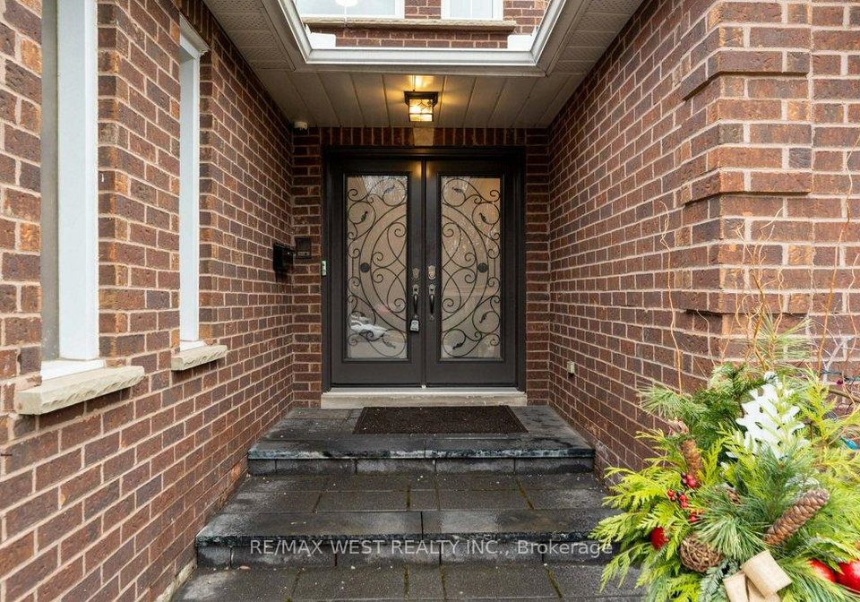 1806-sevenoaks-drive-mississauga-ontario-w12705060