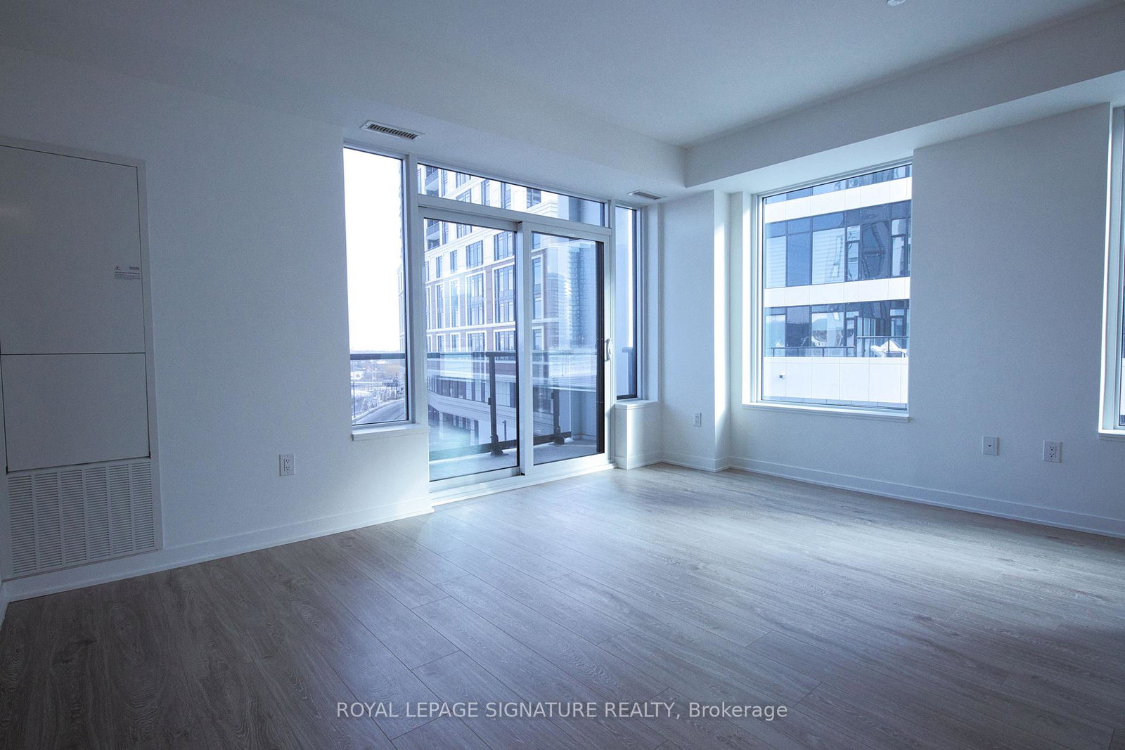 2495-eglinton-avenue-w-mississauga-ontario-w12705536