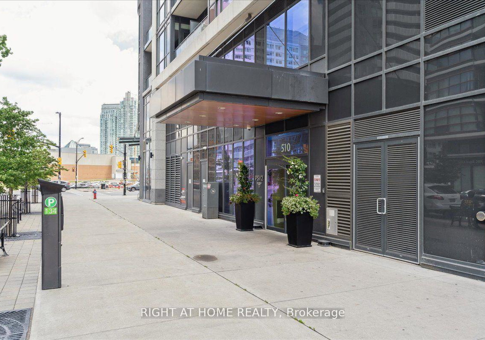 510-curran-place-mississauga-ontario-w12705826