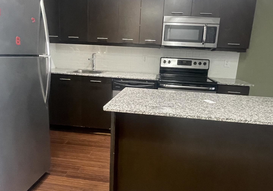 360-square-one-drive-mississauga-ontario-w12706606