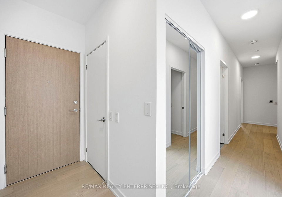 395-square-one-drive-mississauga-ontario-w12706670