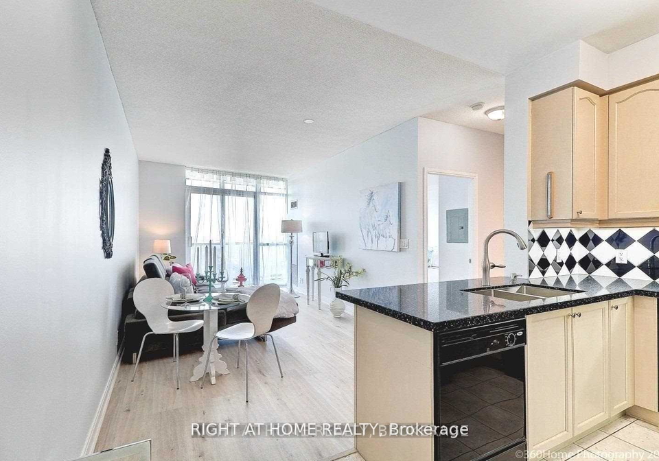 90-absolute-avenue-mississauga-ontario-w12706778
