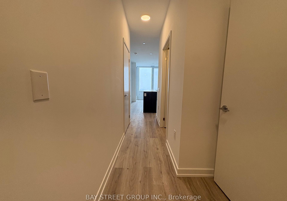 395-square-one-drive-mississauga-ontario-w12706878