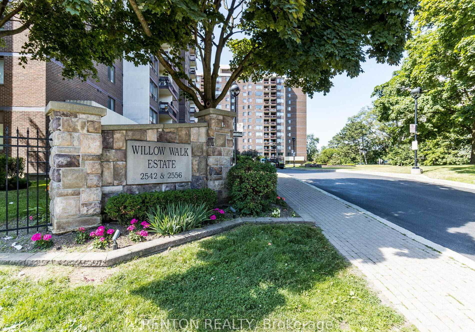 2556-argyle-road-mississauga-ontario-w12707086