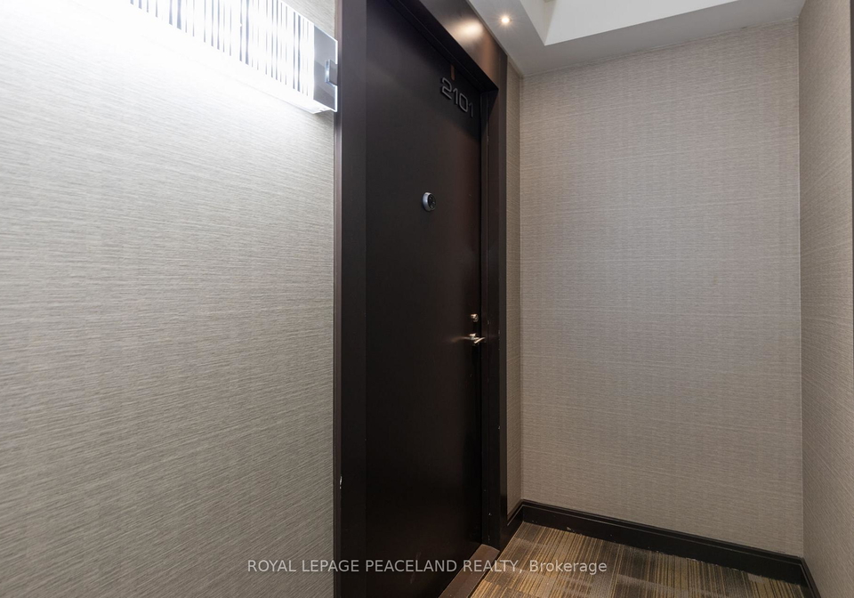 1-valhalla-inn-road-etobicoke-ontario-w12707104