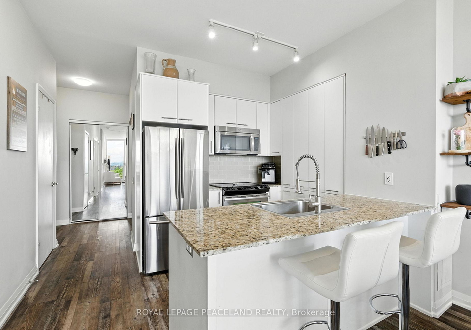 1-valhalla-inn-road-etobicoke-ontario-w12707104