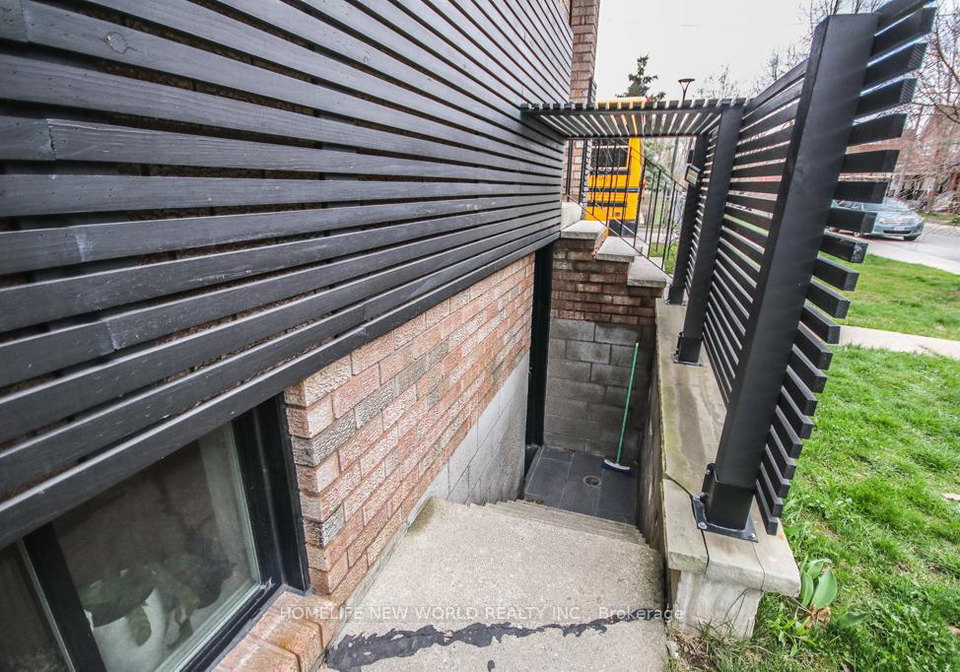 679-gladstone-avenue-toronto-ontario-w12707690