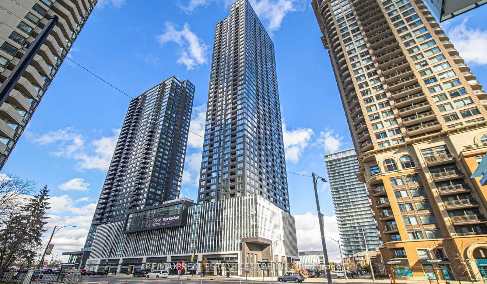 395-square-one-drive-mississauga-ontario-w12707902
