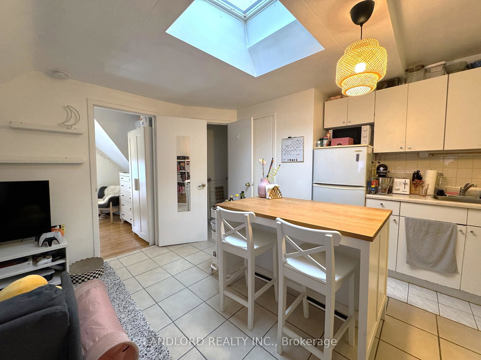 198-dunn-avenue-toronto-ontario-w12708076